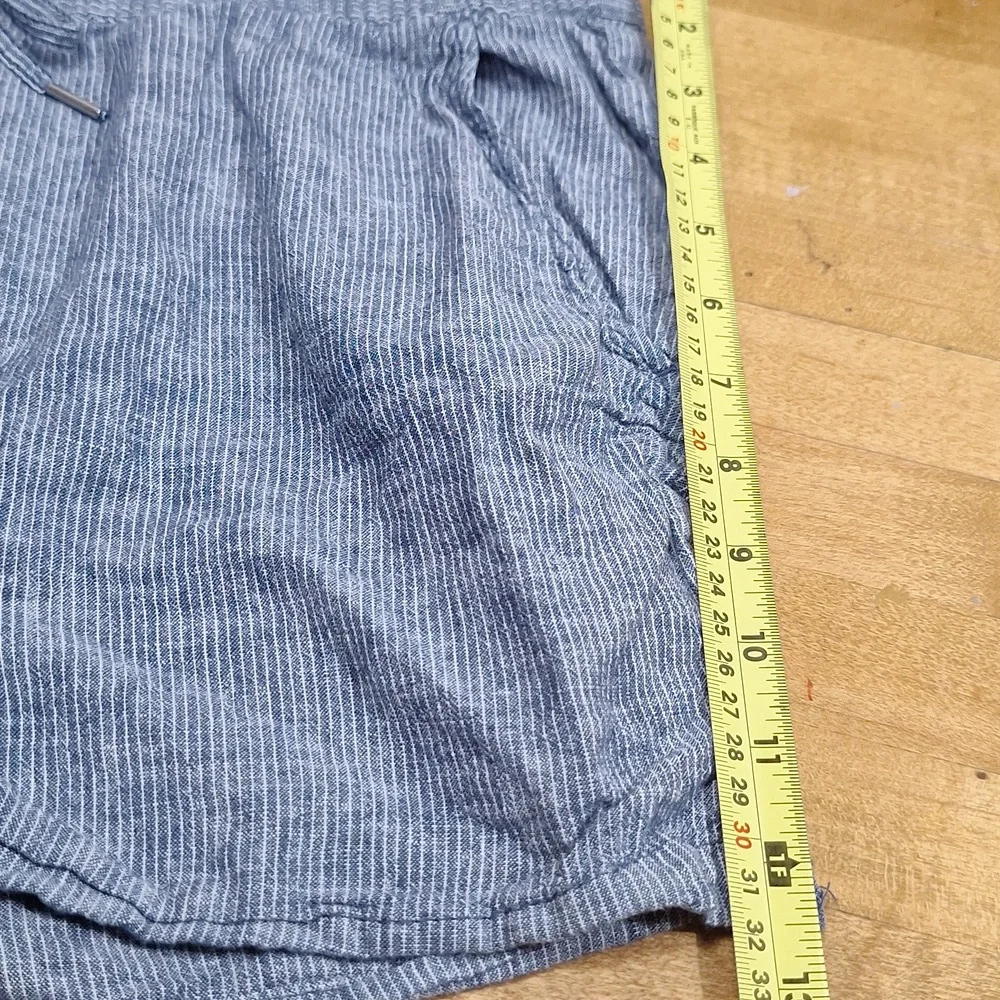 H & M Linen Blend Striped Shorts Chambray Women's Blue Sz 8 3.5